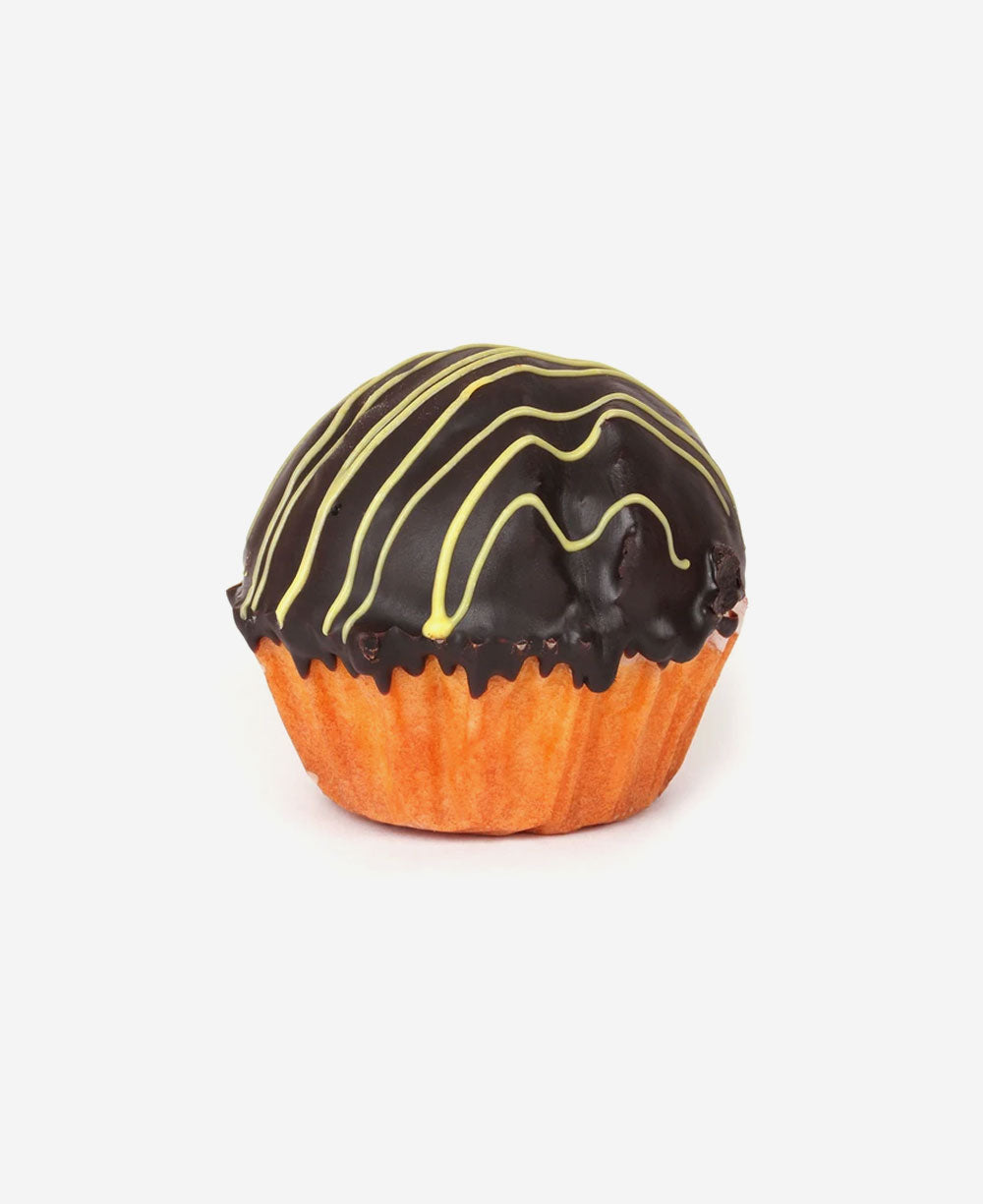 Flourless orange cake